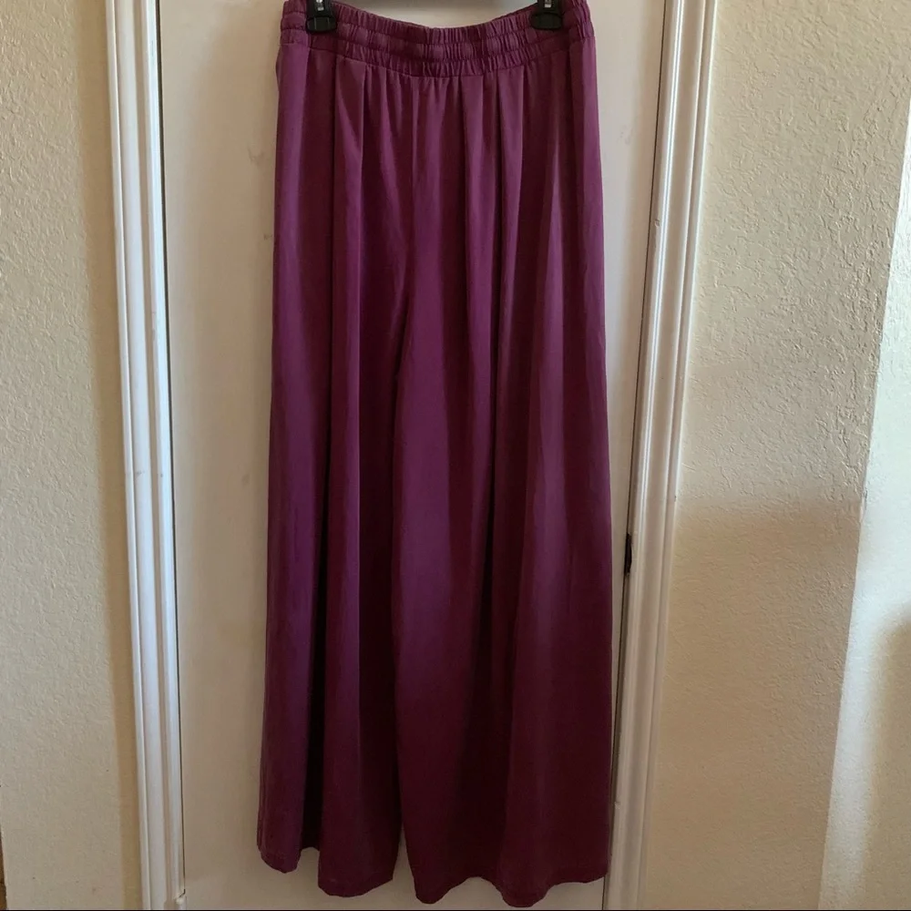 Brand NWOT Free People movement split leg, size M - Picture 6 of 9